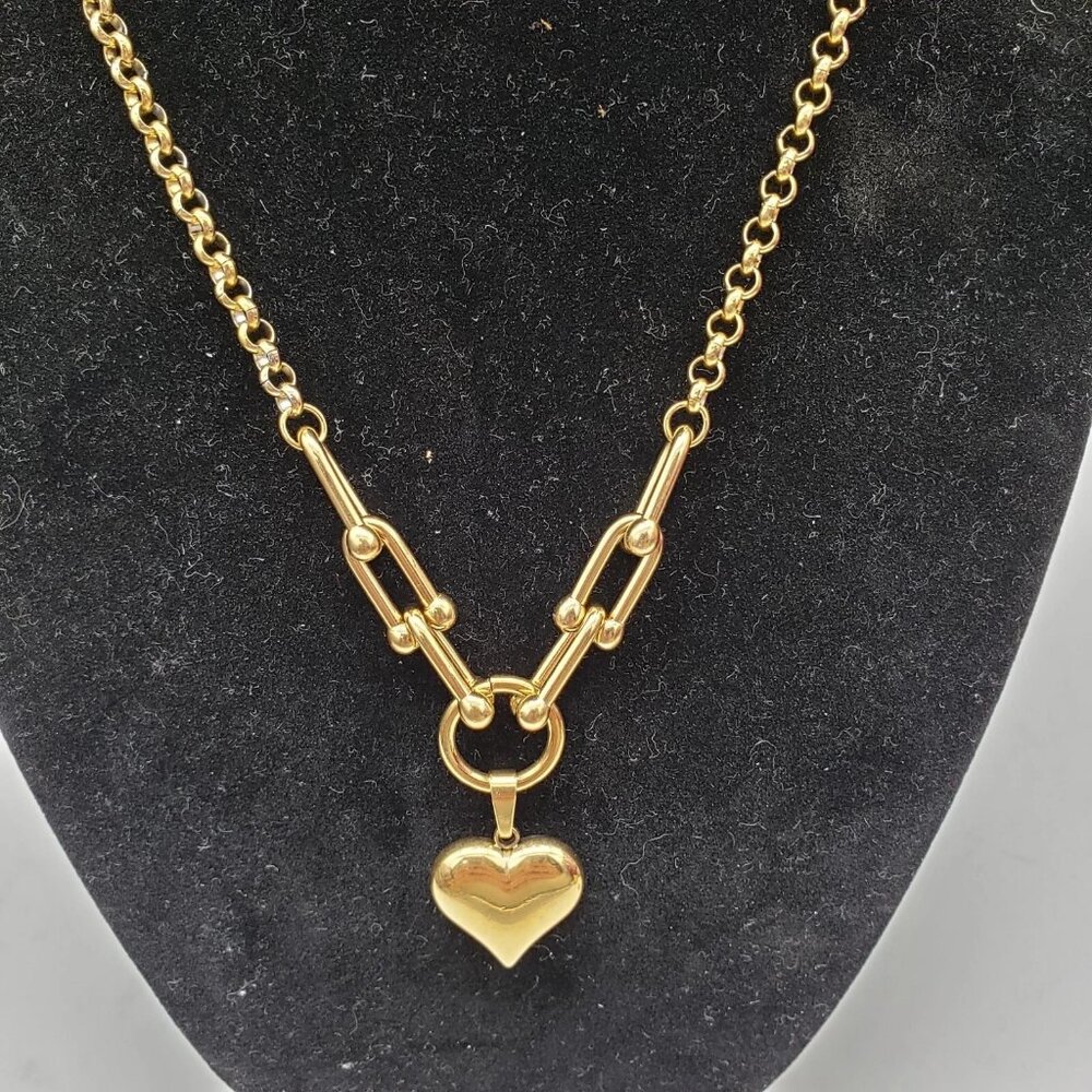 Authentic Louis Vuitton Lock & Key w/ Unbranded Gold Plated Gold Chain Necklace - Picture 4 of 11